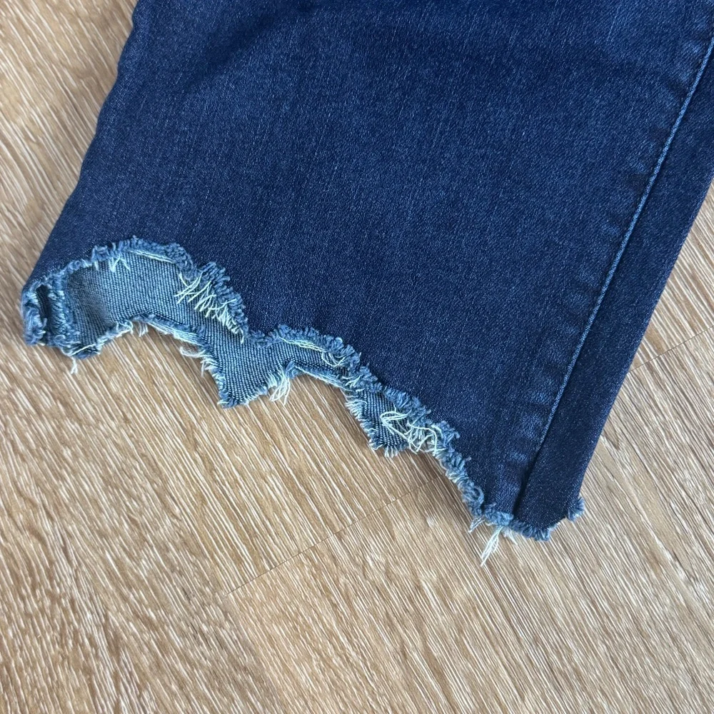 DEMOCRACY JEANS - Picture 3 of 8